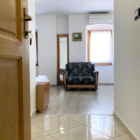 Valentino Affittacamere 3*