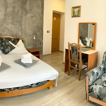 Valentino Pensionat 3*