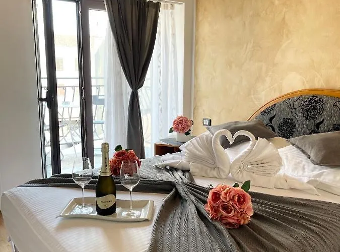 Valentino 3*